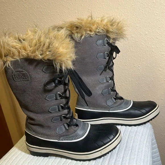 Sorel snow boots size 8.5 - Picture 5 of 8